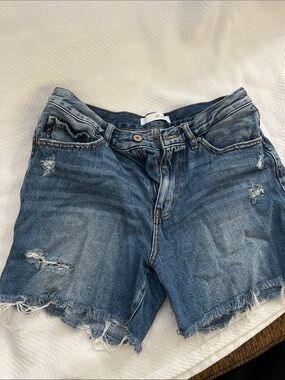 Kansan cut off Jean shorts